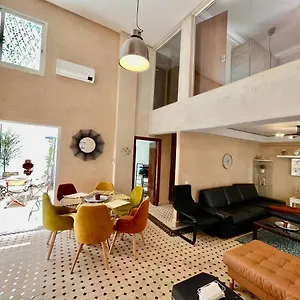 Au Des Deux Patios - Marrakech Apartment