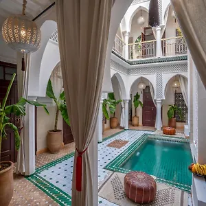  Riad Tzizwit Boutique &